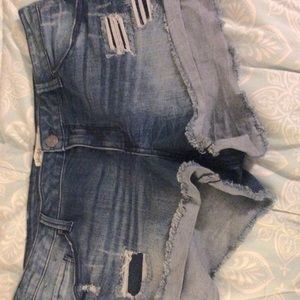 Mudd Low Rise Shortie Denim Shorts Size 17